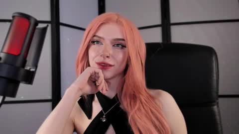 Snapshot of irisice chatting on February 2025 02:10:02 PM Miss Iris Fansly Miss Iris new inst. online show from February 2025 02:10:02 PM