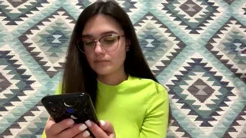 irisss31 online show from December 2025 06:28:01 PM