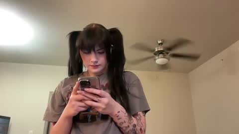 Snapshot of irissweets chatting on March 2025 01:53:01 AM irissweets online show from March 2025 01:53:01 AM