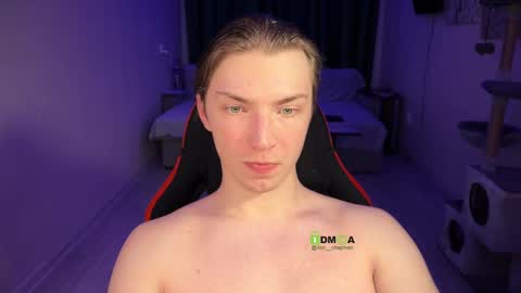 Iron online show from December 2024 10:19:01 PM