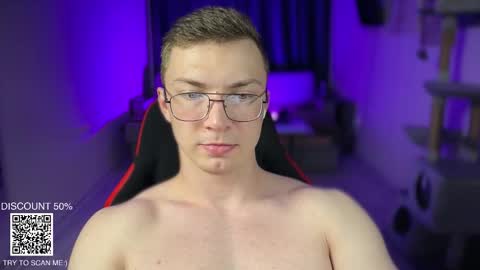 Iron online show from November 2025 03:31:01 AM