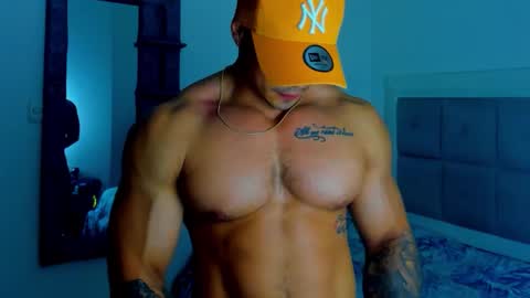 Snapshot of iron_coleman chatting on October 2025 04:07:01 AM Iron online show from October 2025 04:07:01 AM