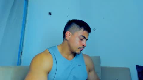 Snapshot of iron_coleman chatting on November 2025 10:52:01 PM Iron online show from November 2025 10:52:01 PM