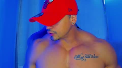 Snapshot of iron_coleman chatting on November 2025 06:18:02 PM Iron online show from November 2025 06:18:02 PM