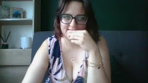 Snapshot of irresistibleparis chatting on July 2026 05:46:02 AM Paris online show from July 2026 05:46:02 AM