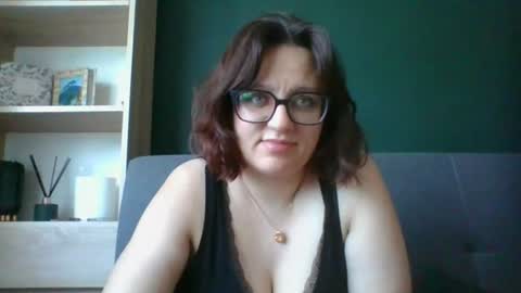 Snapshot of irresistibleparis chatting on July 2026 05:22:02 AM Paris online show from July 2026 05:22:02 AM