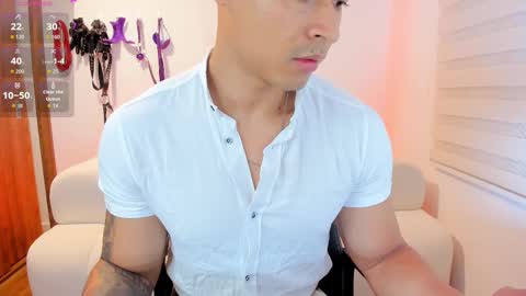 Snapshot of irvinepassion chatting on February 2026 09:43:02 AM WILL ANDREW online show from February 2026 09:43:02 AM