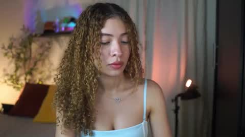 isa_____ online show from November 2025 01:52:02 AM