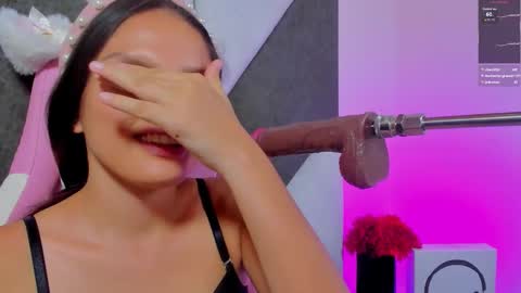 Snapshot of isa_kolins chatting on February 2026 06:36:02 PM isa_kolins online show from February 2026 06:36:02 PM