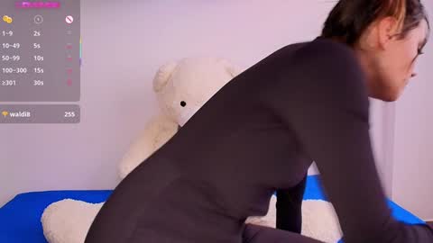 Snapshot of isa_laurentt chatting on February 2025 08:57:01 PM Isabella Laurentt online show from February 2025 08:57:01 PM