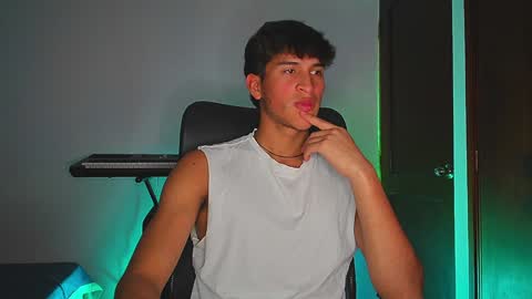 isaac online show from December 2024 01:43:01 AM