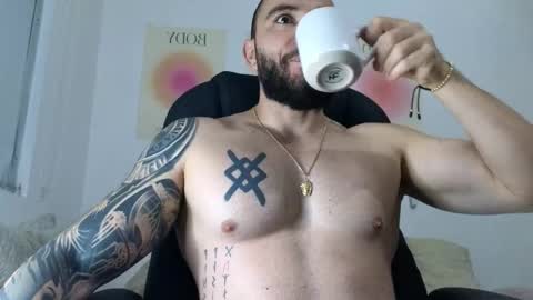 Isaac carter online show from January 2026 11:04:01 AM