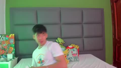 isaac_cryston online show from February 2025 07:52:02 PM