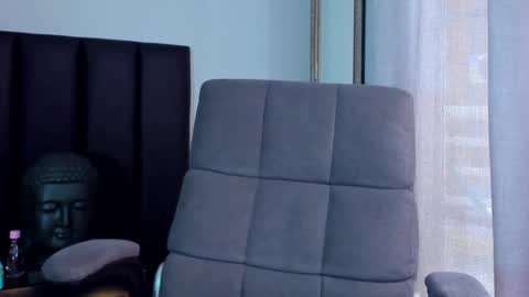 isaac_cryston online show from February 2025 07:54:01 PM