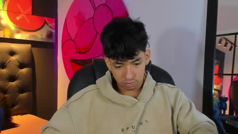 isaac_cryston online show from September 2025 08:11:02 PM