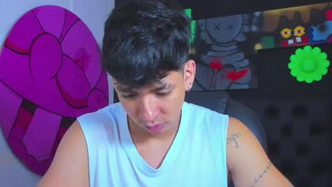 isaac_cryston online show from October 2025 08:50:02 PM