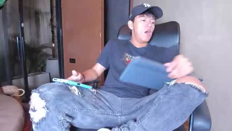 isaac_grimm online show from February 2026 03:16:02 AM