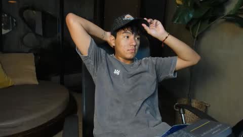 isaac_grimm online show from February 2026 03:27:02 AM