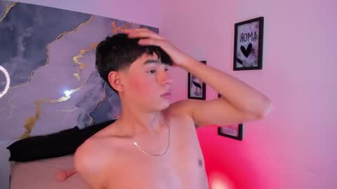 Isaac Kurtt online show from November 2025 08:09:01 PM