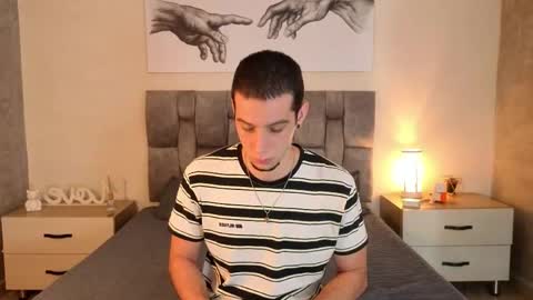 isaacblaze  online show from May 2026 03:48:01 AM