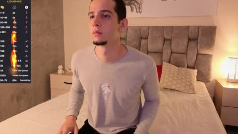 isaacblaze  online show from May 2026 04:42:01 AM