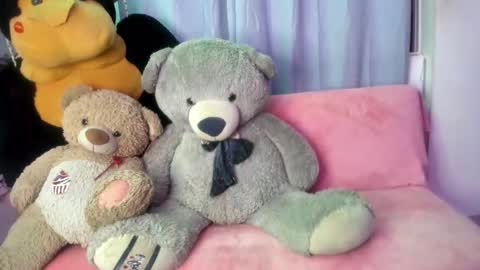 isaac online show from January 2026 03:23:02 AM