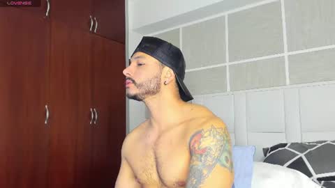Isaac Surez online show from July 2026 11:34:02 AM