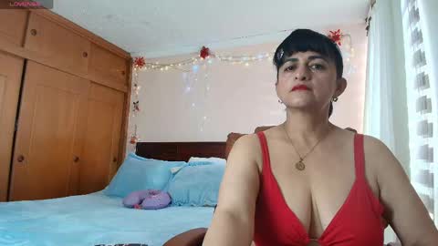 Isabeel Sofia online show from May 2026 07:55:02 PM
