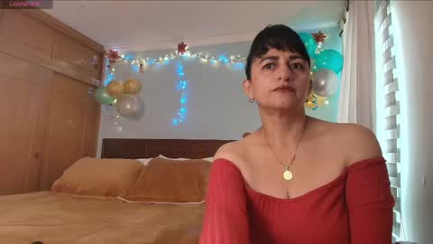 Snapshot of isabeel_sofia01 chatting on June 2026 12:20:01 PM Isabeel Sofia online show from June 2026 12:20:01 PM