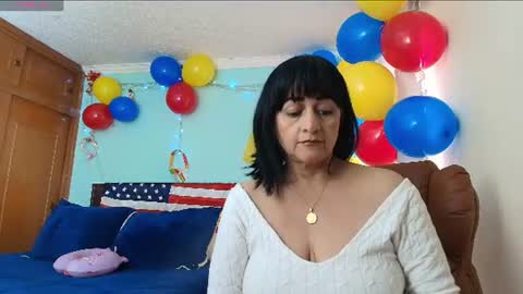 Snapshot of isabeel_sofia01 chatting on June 2026 07:27:02 PM Isabeel Sofia online show from June 2026 07:27:02 PM