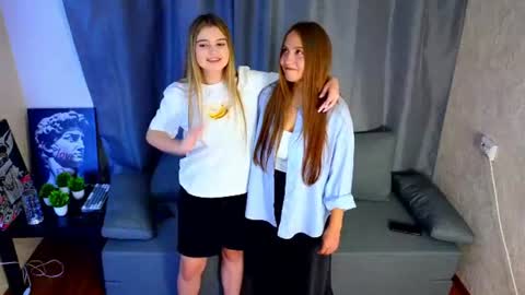 isabel_gold online show from August 2026 05:00:02 AM