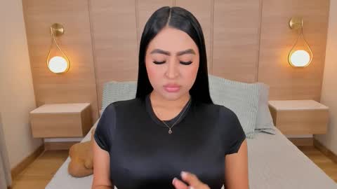 Snapshot of isabel_millher chatting on November 2025 03:38:01 AM Isa online show from November 2025 03:38:01 AM