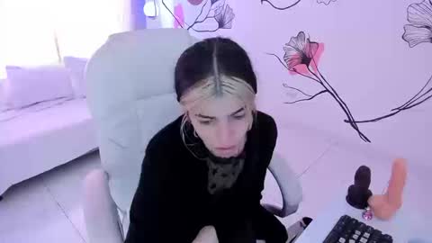 isabela_fiorelli online show from September 2025 02:16:01 PM