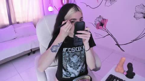 isabela_fiorelli online show from September 2025 01:26:02 PM