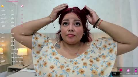 ISABELA online show from April 2026 07:22:01 PM