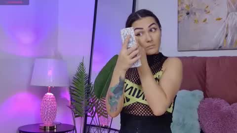 Isa online show from November 2025 08:13:02 AM