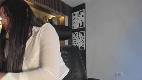 isabelastefano online show from February 2026 03:40:02 AM