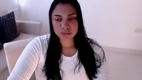 Snapshot of isabelateran chatting on May 2026 06:34:02 PM isabelateran online show from May 2026 06:34:02 PM