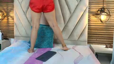 Snapshot of isabella_luxet chatting on July 2026 04:55:01 PM isabella_luxet online show from July 2026 04:55:01 PM