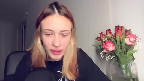 Isabella online show from February 2026 08:42:02 PM