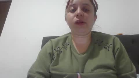 isabellaa_hills_ online show from January 2026 04:40:01 AM