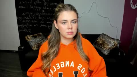 isabellabler online show from October 2025 11:55:02 AM