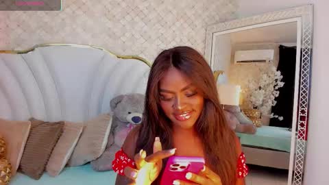 Snapshot of isabellabroms21 chatting on October 2025 10:09:01 PM    v online show from October 2025 10:09:01 PM