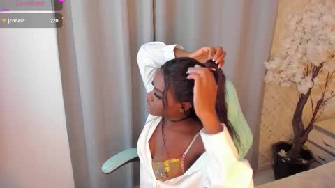    v online show from November 2025 09:39:01 PM