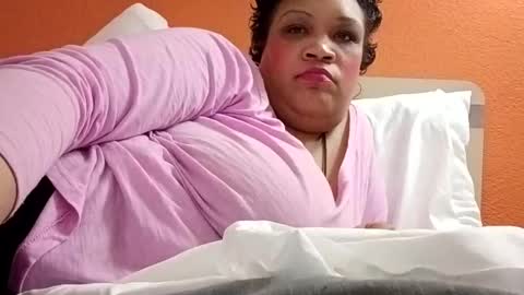 Snapshot of isabellacloverlove chatting on February 2026 11:34:02 PM Isabella online show from February 2026 11:34:02 PM