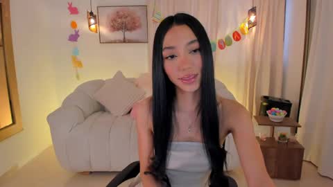 Snapshot of isabellalux_ chatting on April 2026 04:49:01 PM ISABELLA online show from April 2026 04:49:01 PM