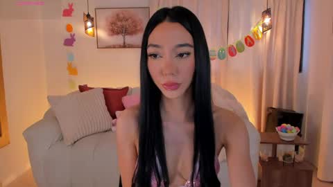 Snapshot of isabellalux_ chatting on April 2026 04:08:01 PM ISABELLA online show from April 2026 04:08:01 PM