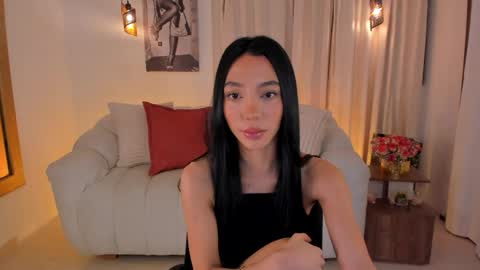 Snapshot of isabellalux_ chatting on April 2026 04:34:02 PM ISABELLA online show from April 2026 04:34:02 PM