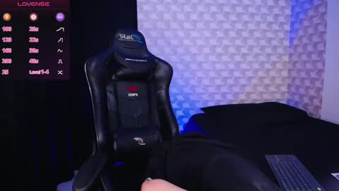 Snapshot of isabellamoutt chatting on February 2025 01:44:02 AM Isabella Mout online show from February 2025 01:44:02 AM