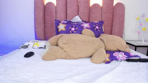  Martina  IG martissmith01 online show from January 2025 12:05:01 AM